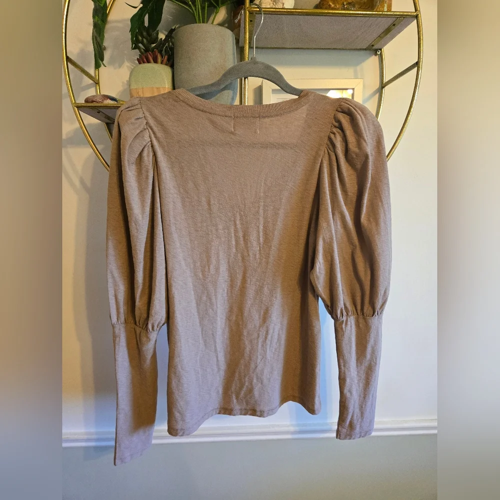 Nation LTD Emilia Drama Sleeve V Neck Shirt - Picture 4 of 6